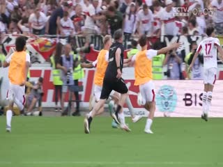 德甲联赛 荷尔斯泰因基尔VS弗赖堡 20250510